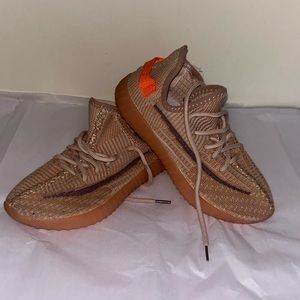 Unbranded Kids Shoes Size 2